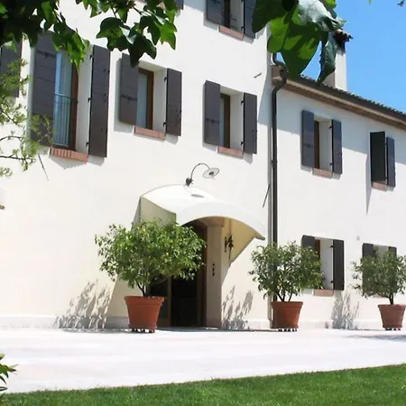 Col Delle Rane Couette-café Caerano Di San Marco