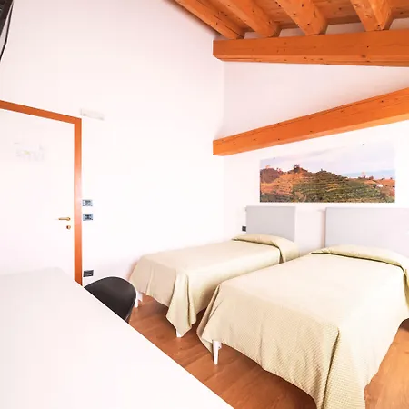 Bed & Breakfast Col Delle Rane 4*