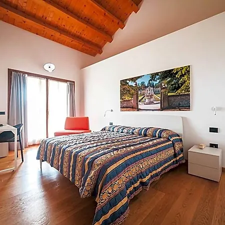 Bed and breakfast Col Delle Rane 4*
